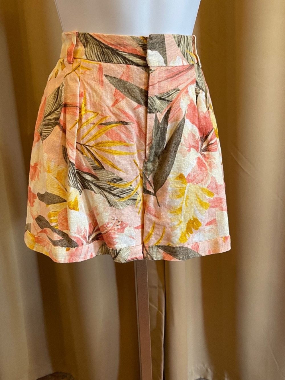 Joie Jaklynn Shorts, Floral, Linen, Pleated, High RiseSize 00